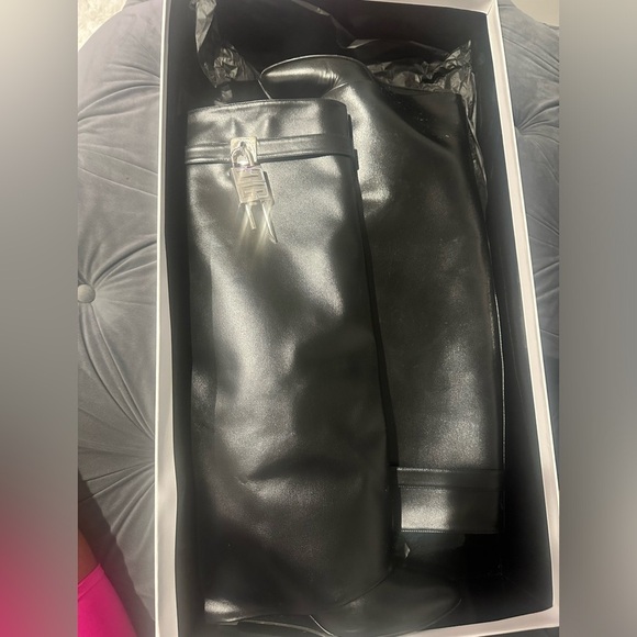 Givenchy Sharklock Boots - Picture 2 of 6